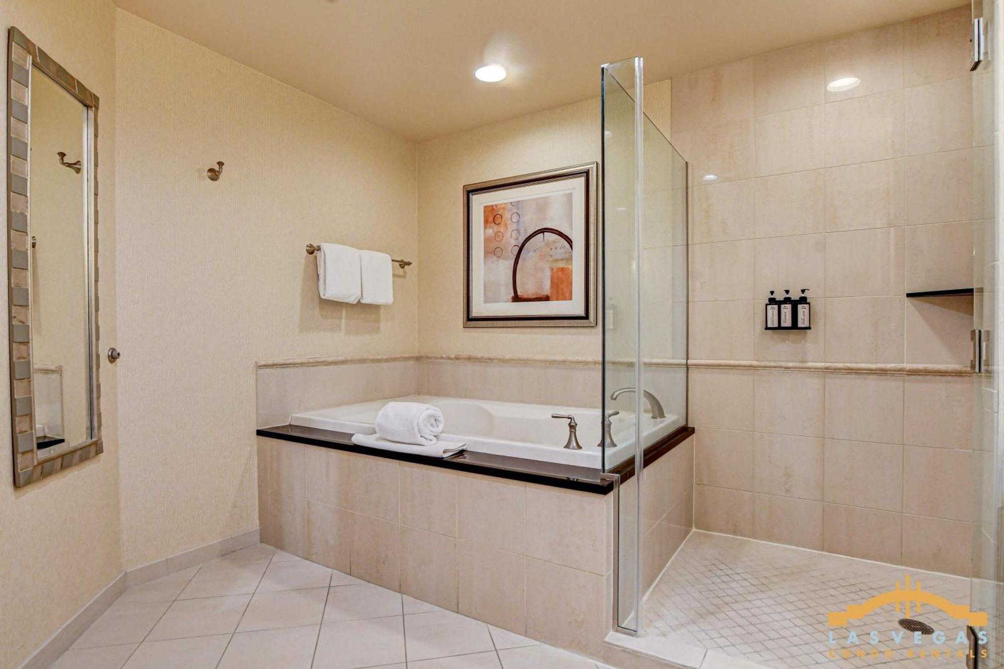 MGM SIGNATURE 22 604 JACUZZI STUDIO - Las Vegas Image 78.JPEG